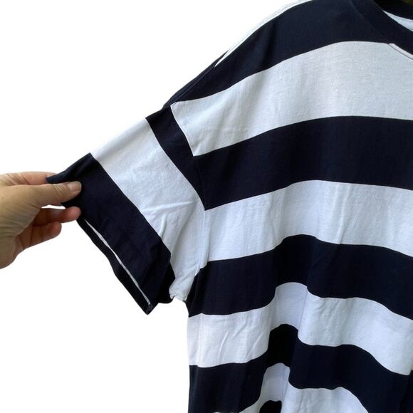 Parisian wide striped Old Navy size 2X boxy dolman sleeved top. - Picture 5 of 6